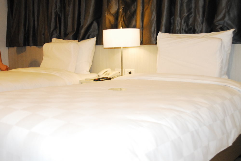 Go Ortigas Center Hotel 3*